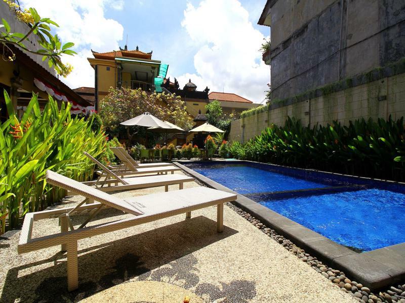Dua Dara Inn Kuta Legian Exterior foto